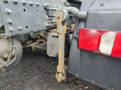 Стойка заднего стабилизатора правая 2023г