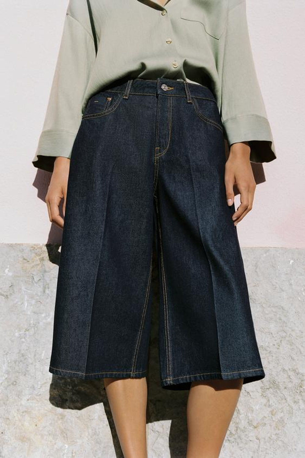 ZARA ДЛИННЫЕ ДЖИНСОВЫЕ ШОРТЫ Z1975, СИНИЙ