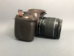 Canon EOS 1100D kit EF-S 18-55mm 3.5-5.6 IS II 14.500 кадров
