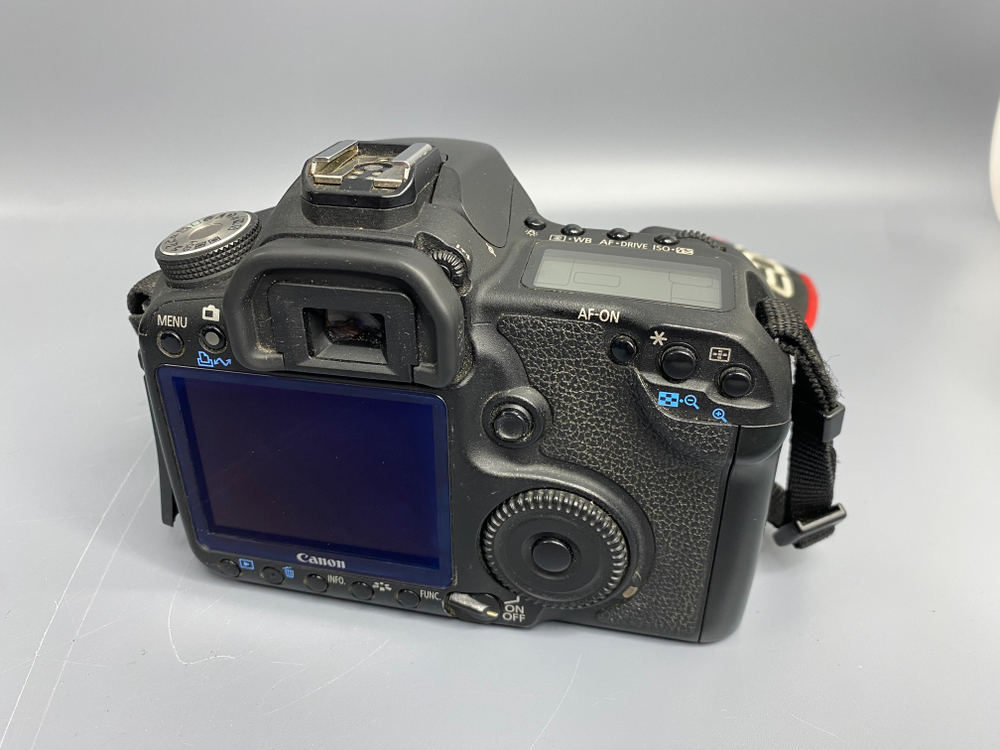 Canon EOS 50D 32.000 кадров