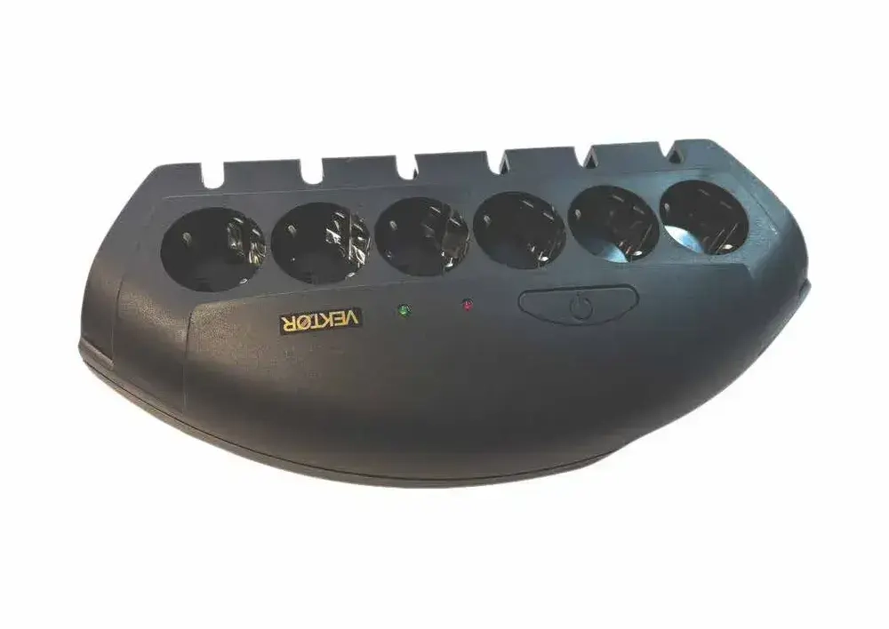 Сетевой фильтр с реле контроля напряжения сети, защита от 380В VEKTOR F50e 1,8м черный