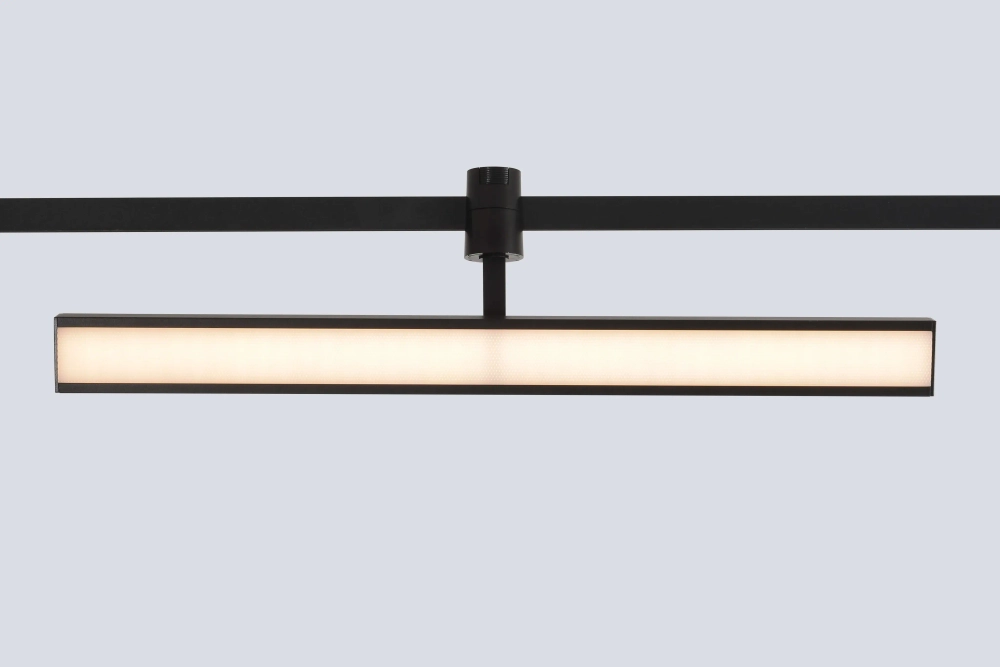 Светильник трековый для гибкой магнитной системы Crystal Lux CLT 0.37 001 18W BL SMART