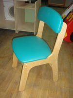 Полумягкое сиденье и спинка