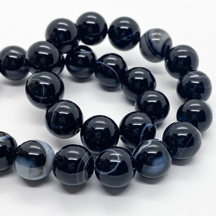 Агат черный тонированный бусины, диаметр около 10,1-10,3 мм, цена за 18-19 шт (1/2 нити)