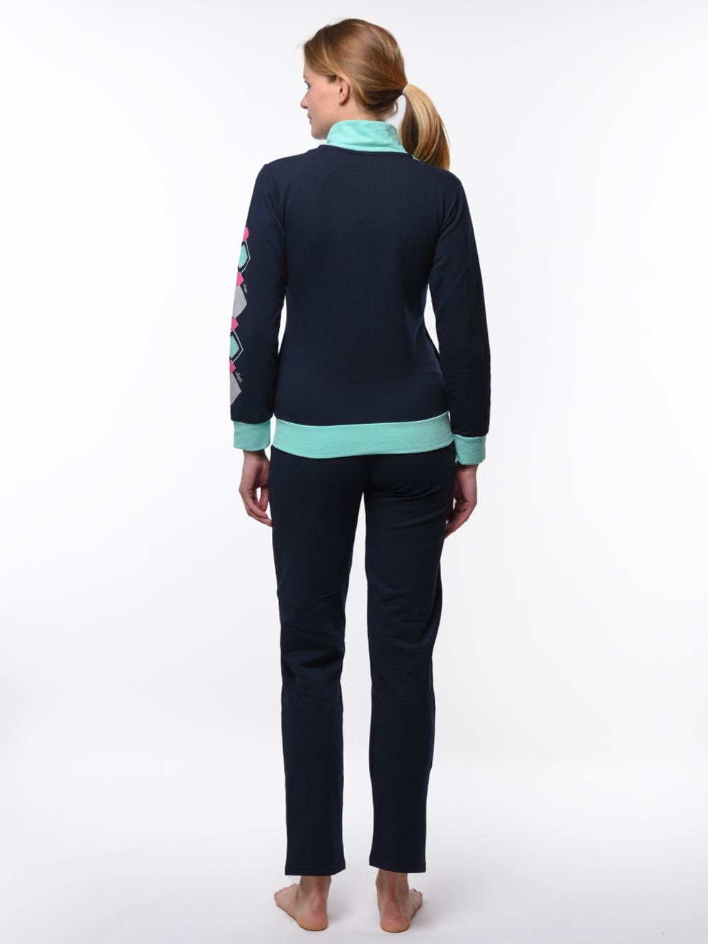 Костюм женский