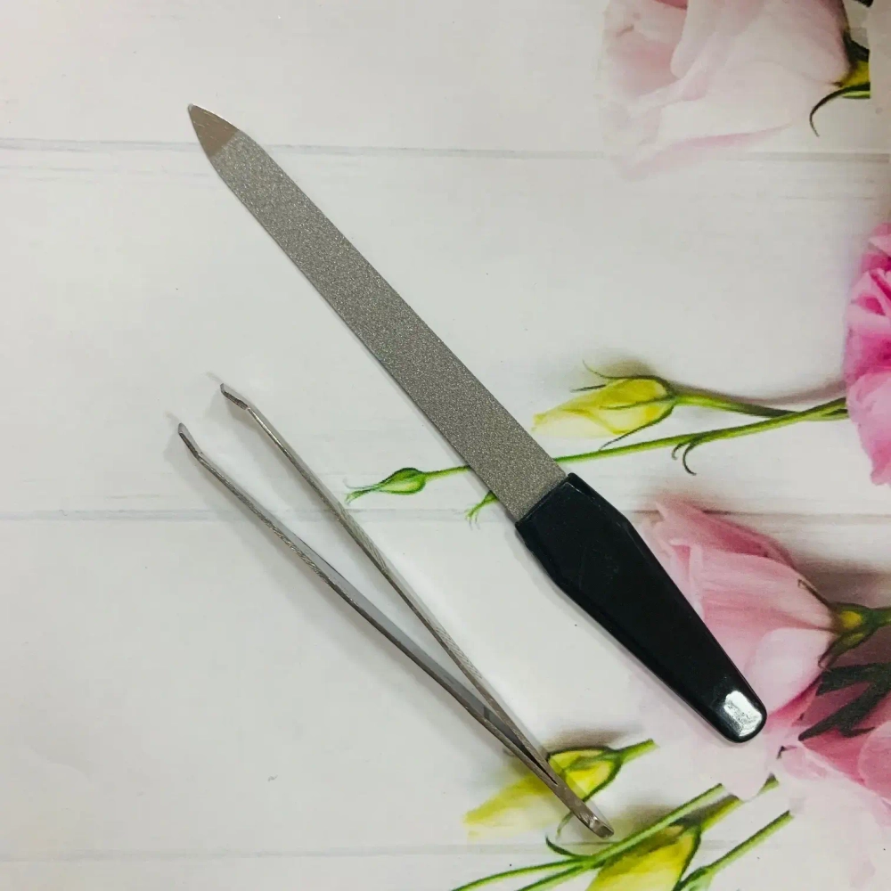 Маникюрный набор на блистере, 2 предмета «Ultramarine» (пилка металлическая и пинцет)