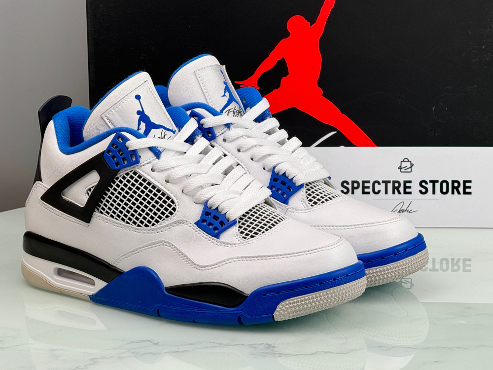 Air Jordan 4 Motorsports