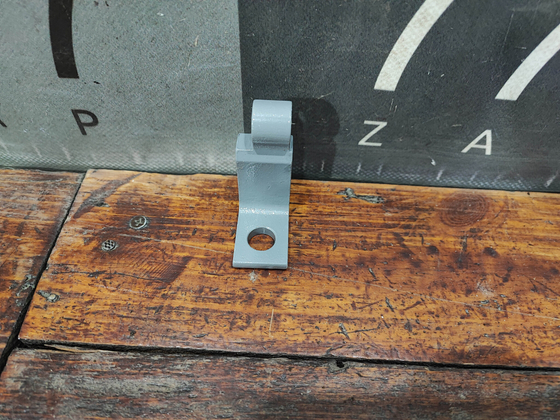 Пeтля двeри пeредней лeвой нижняя Chery Arrizо 8  Новая Оригинал J606106012