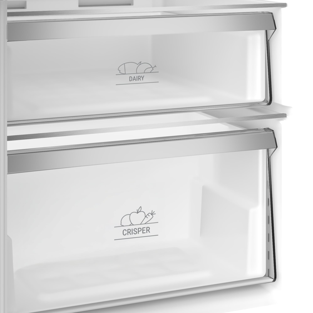 Встраиваемый однокамерный холодильник Hotpoint HBDR 18I