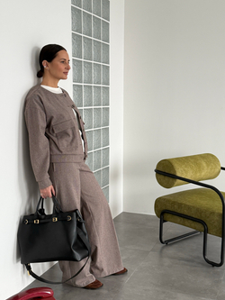 Трикотажный костюм с бомбером бежевый