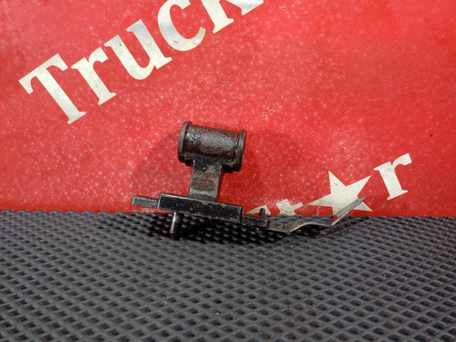 Кронштейн торсиона кабины