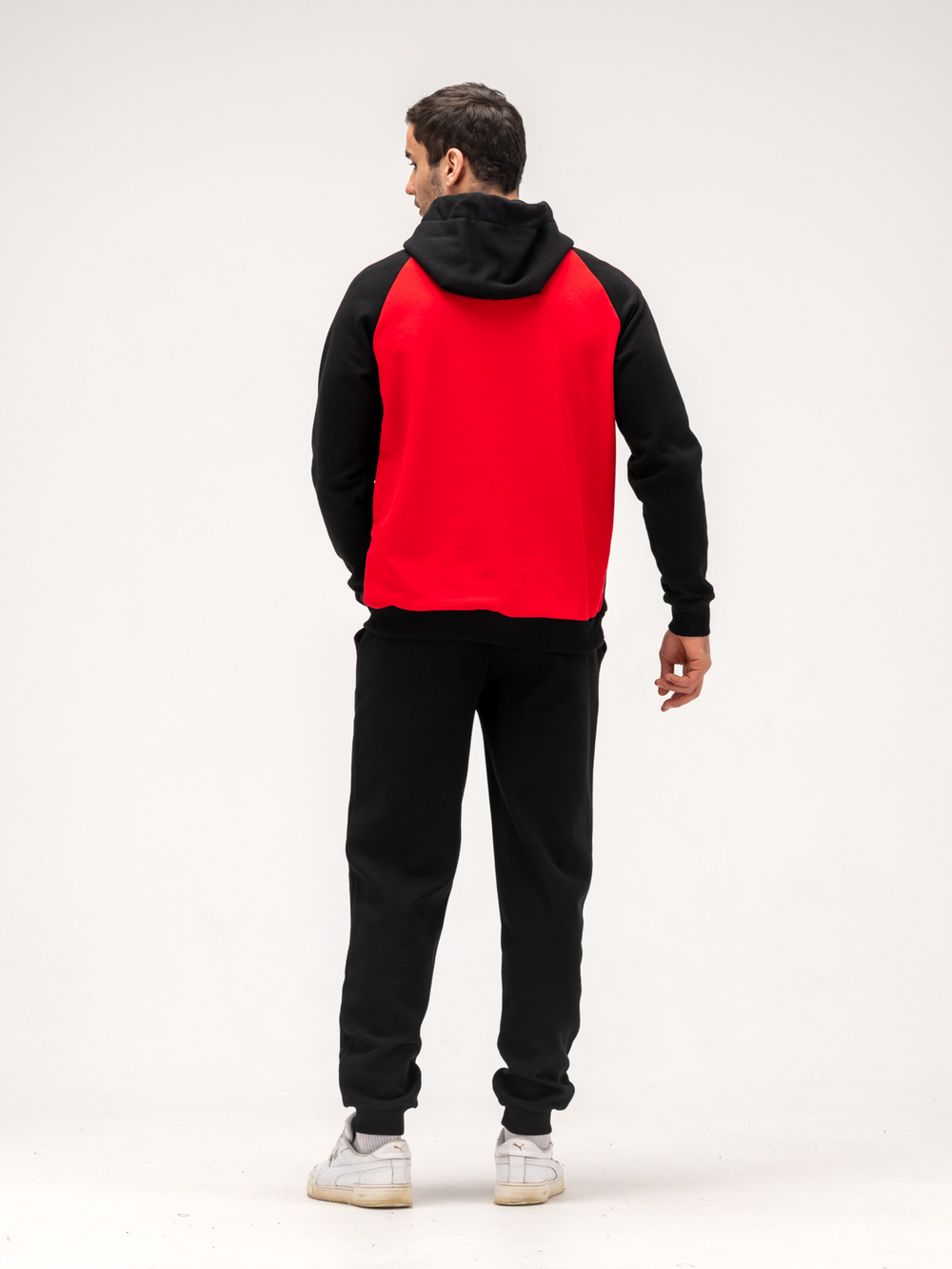 Костюм мужской спортивный теплый. Черный/красный