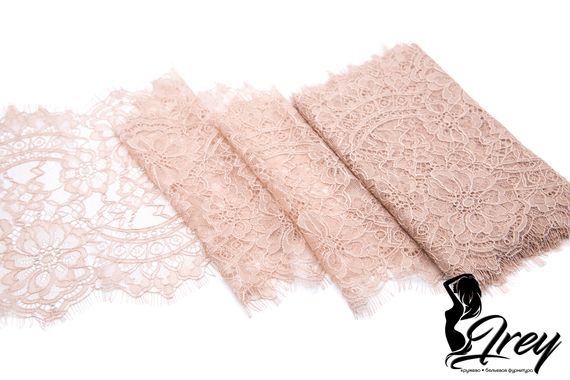 01-39 Кружево шантильи 20 см, кофе с молоком