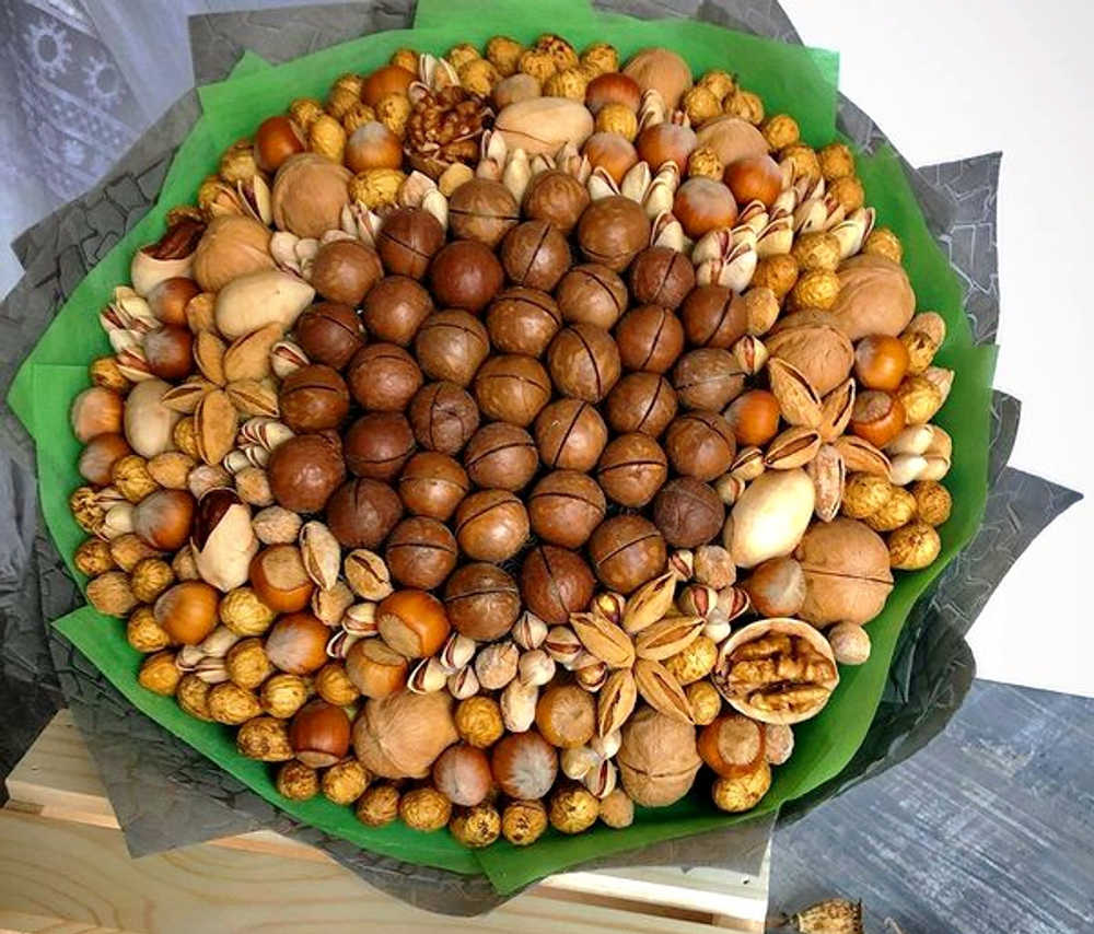 Ореховый букет