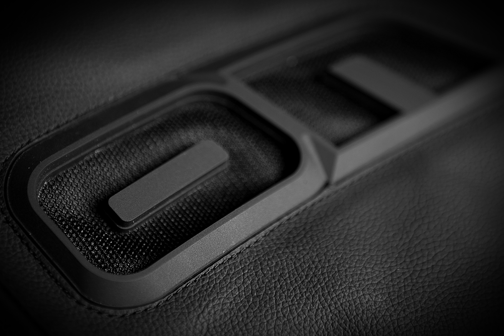 Мотокуртка - ICON SANCTUARY (кожа, черная)