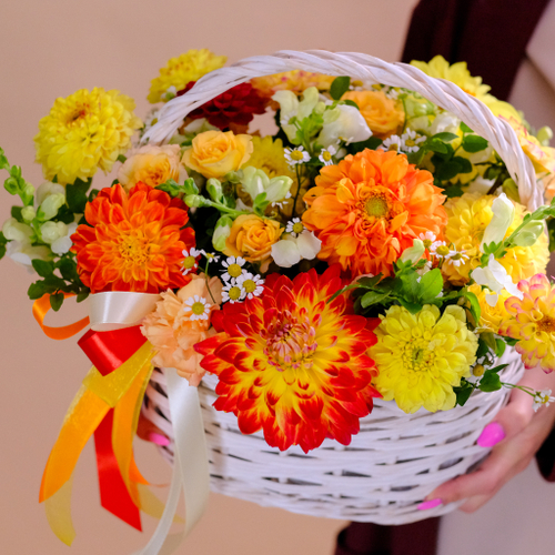 Купить Яркая летняя композиция #53 с георгинами