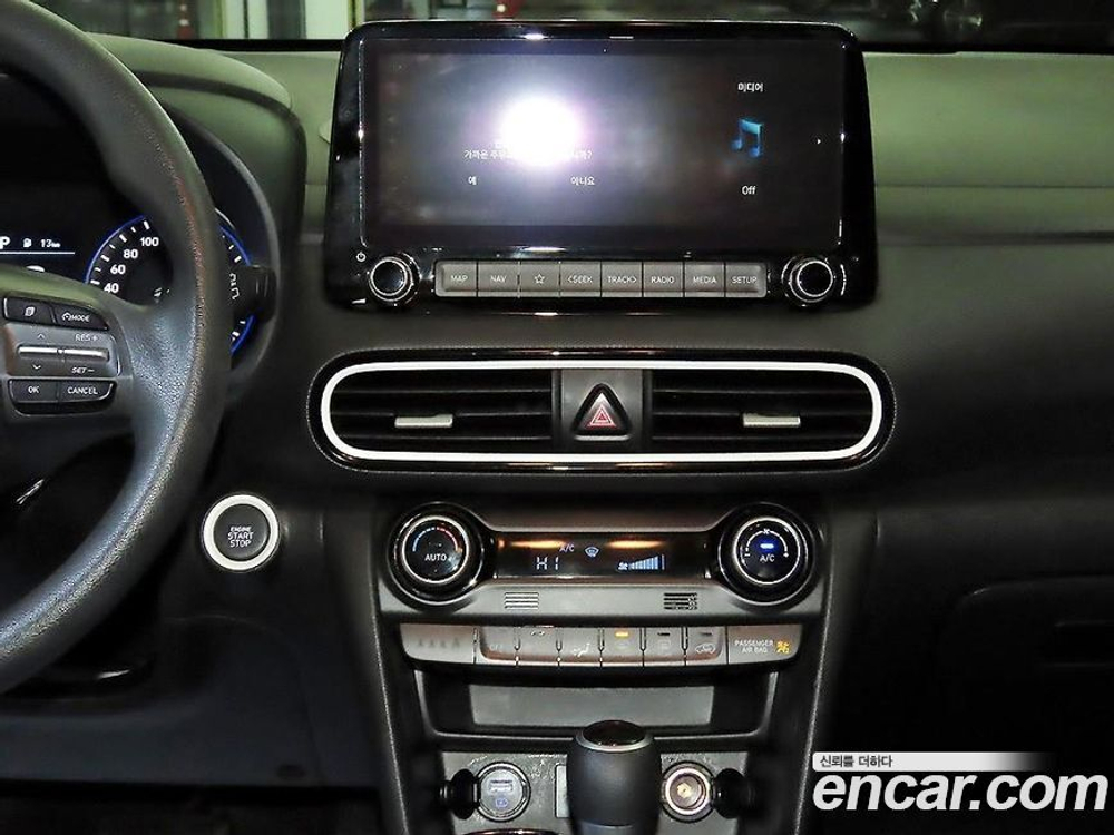 Hyundai KONA Hybrid Smart Special (12.2019)