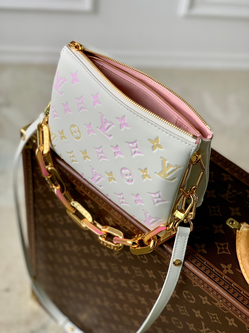 Louis Vuitton Coussin BB