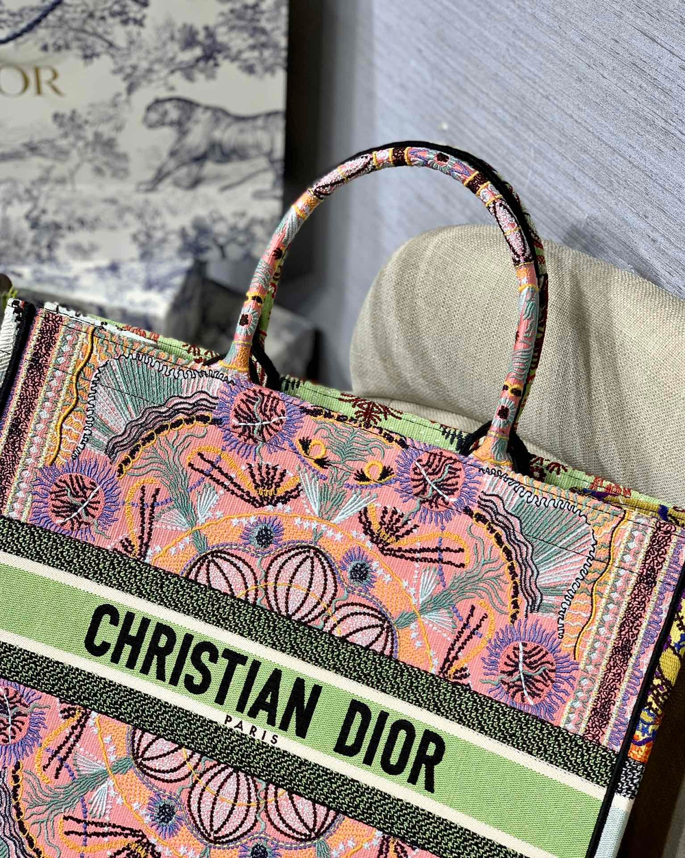 Christian Dior Book Tote 42 cm