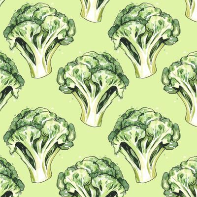 Сочные соцветия брокколи на зелёном фоне