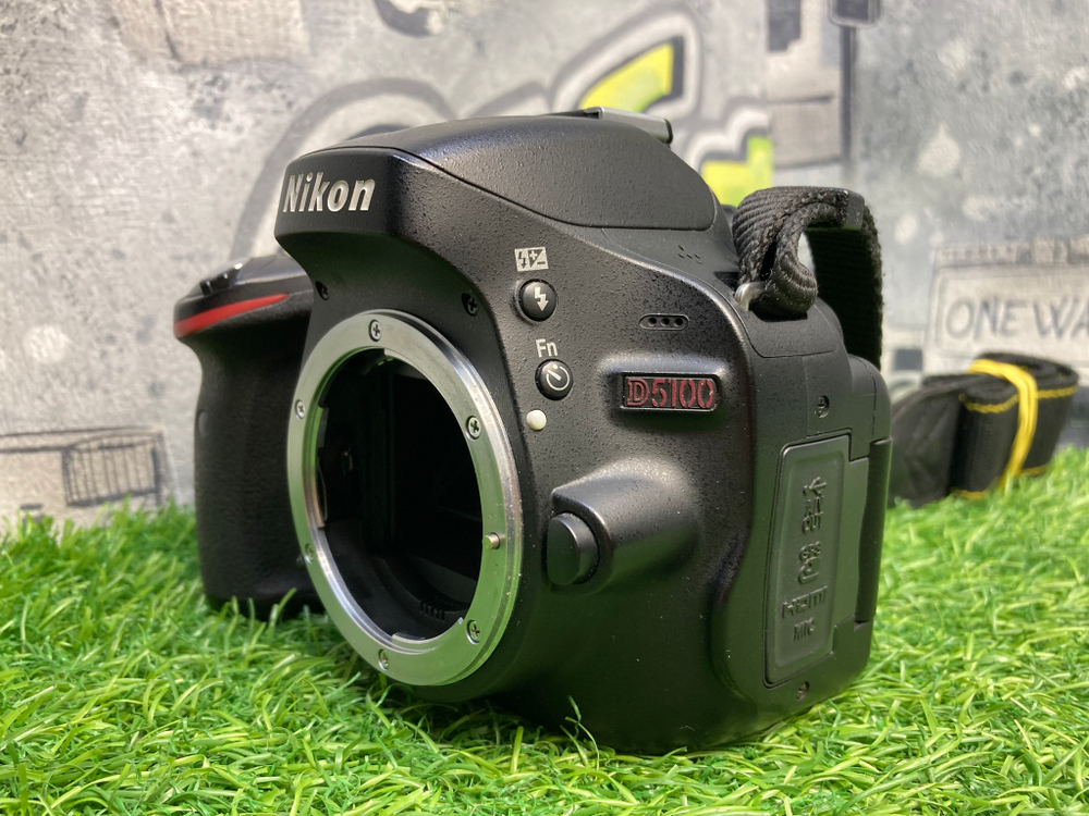 Nikon D5100 Kit 18-55mm Покупка/Продажа