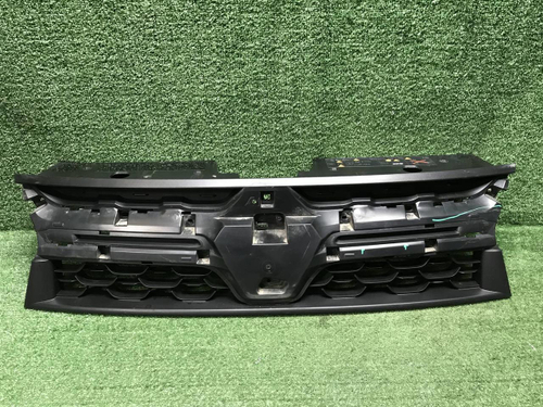 Решетка радиатора Renault Duster 1 (2015-2021)