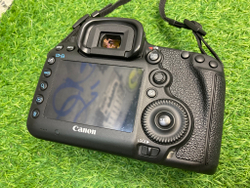 Canon EOS 5D Mark III 300 кадров