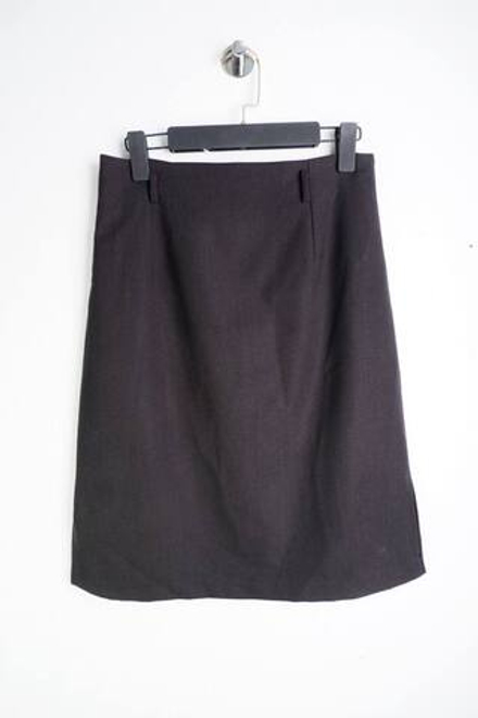 Юбка сдержанного стиля, визуально на 46 размер