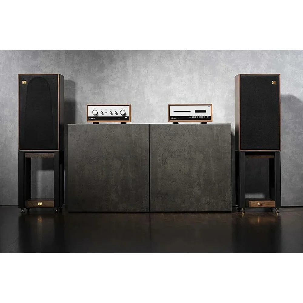 Leak Stereo 130 Silver — интегральный стереоусилитель премиум-класса