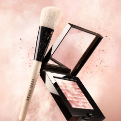 Bobbi Brown Highlighting Powder - хайлайтер, 8 g