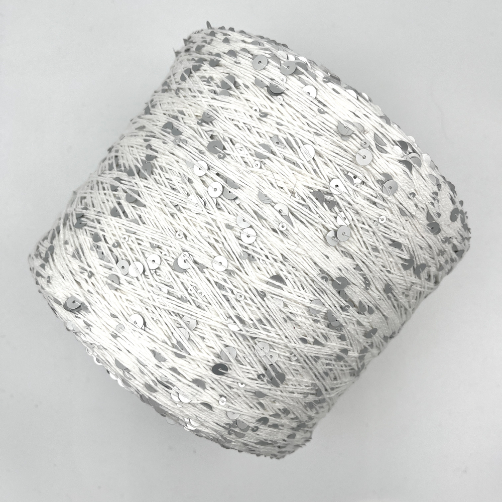 Королевские пайетки (3 и 6 мм), хлопок 100%, 330 м в 100 г , белый/серебро матовое