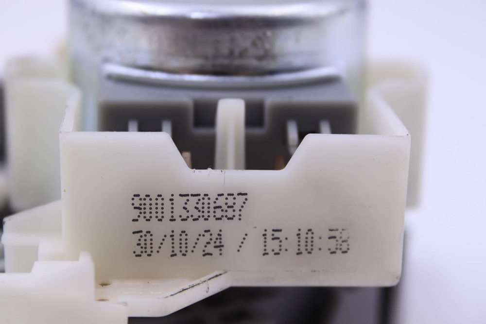 Распределитель потока воды (актуатор) посудомоечной машины Bosch Siemens Neff 00644996