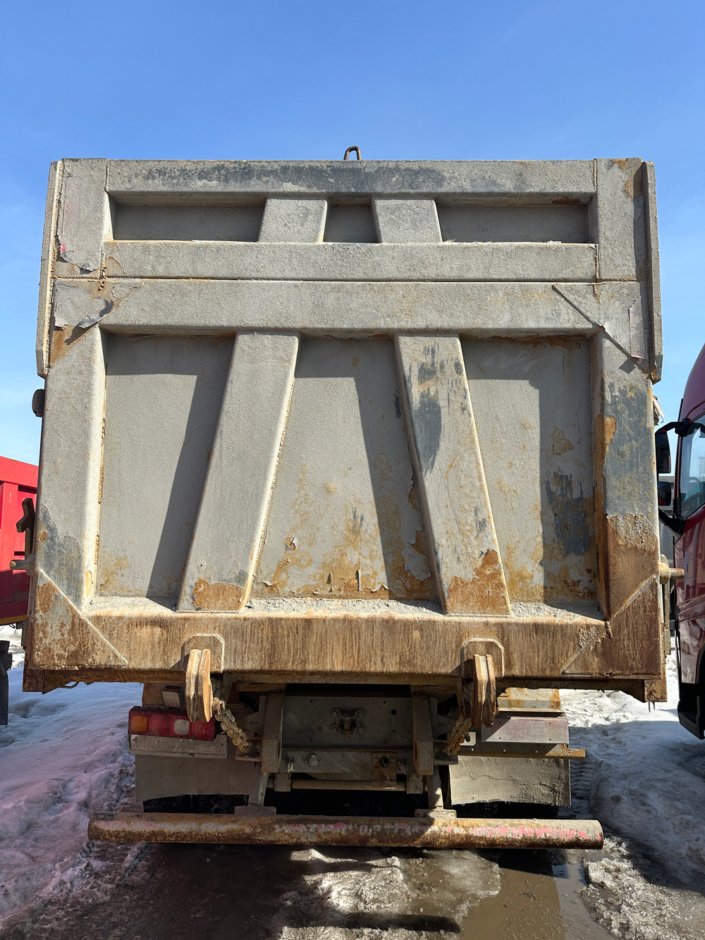 Shacman (Shaanxi) SX* 8x4 Самосвал SX33186V366 (Дизельный, 11,6 л, 423 л.с., МТ)