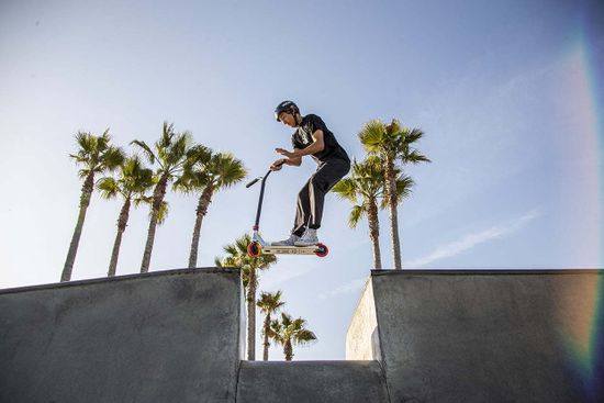 Трюковой самокат Chilli  Zero V2