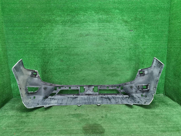 Бампер передний Toyota Land Cruiser 300 (21-нв)