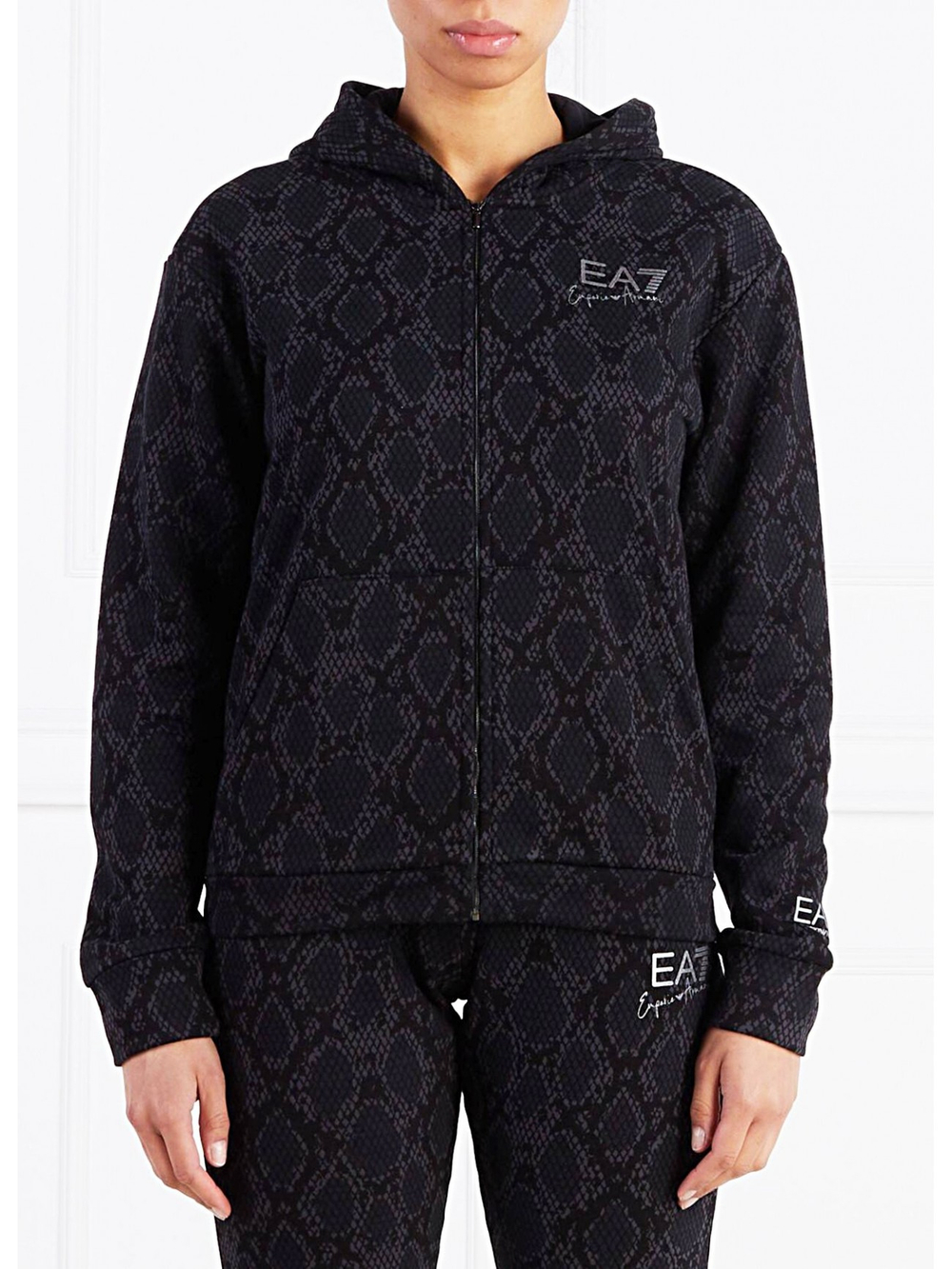 Толстовка женская Sweatshirt EA7
