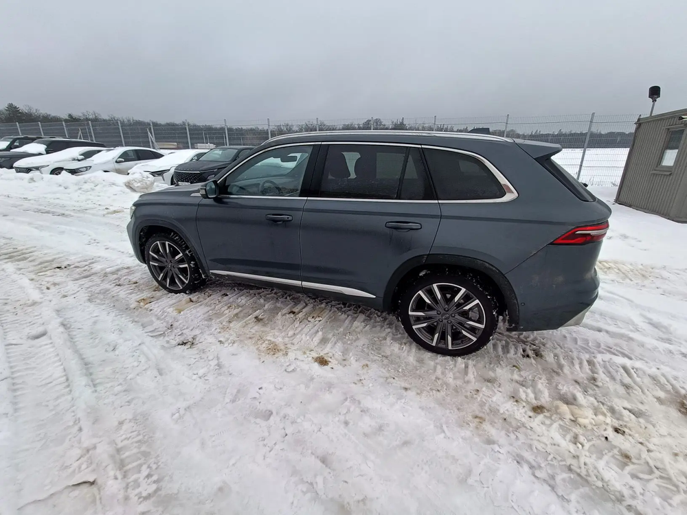 Geely Monjaro Exclusive 2.0T (238 hp) 8AT 4WD