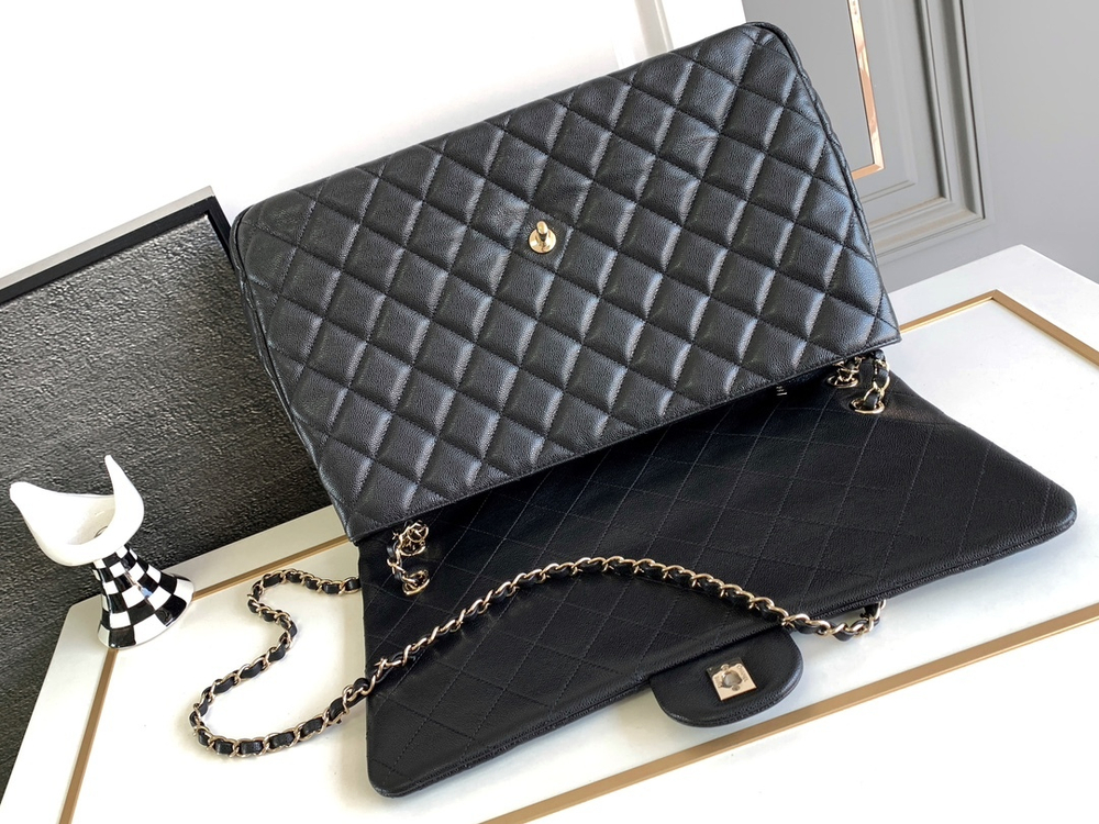 Chanel Bag 40 cm