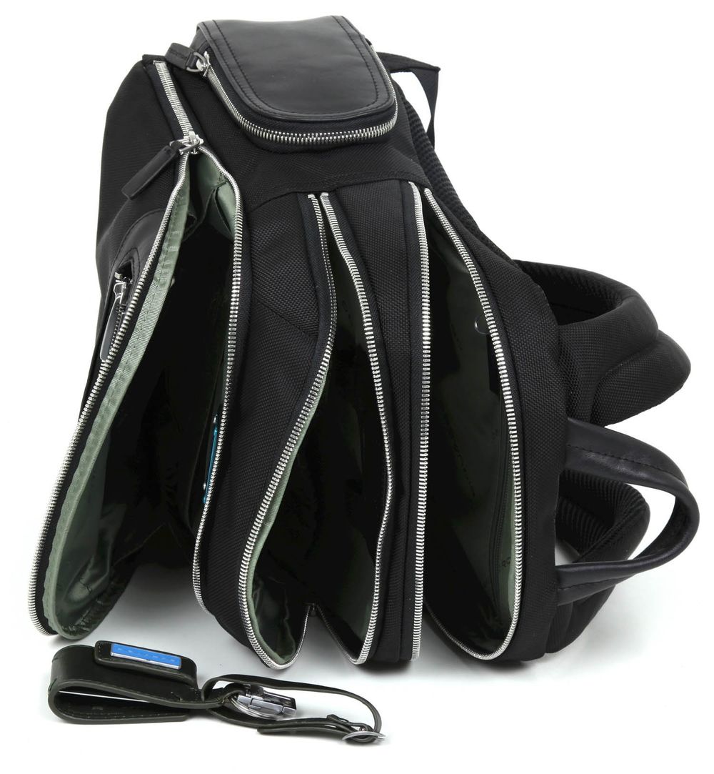 Рюкзак Piquadro Link черный кожа и ткань (CA1886LK/N)