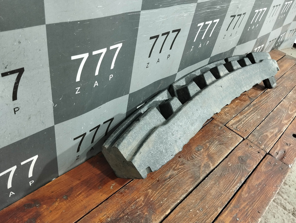 Абсорбер переднего бампера Skoda Rapid 2 20-нв Б/У Оригинал 60U807251A