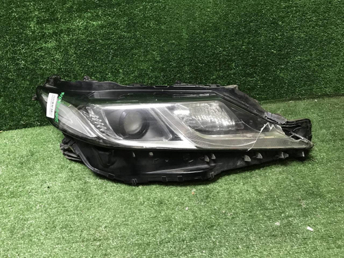 Битая Фара правая Toyota Camry xv70 (17-нв) LED
