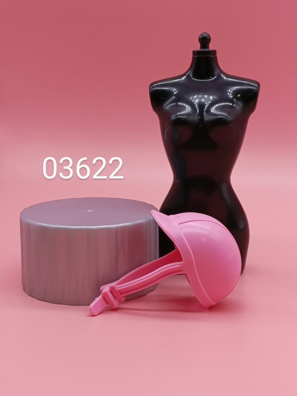 Аксессуар для куклы Барби винтаж шлем 03622