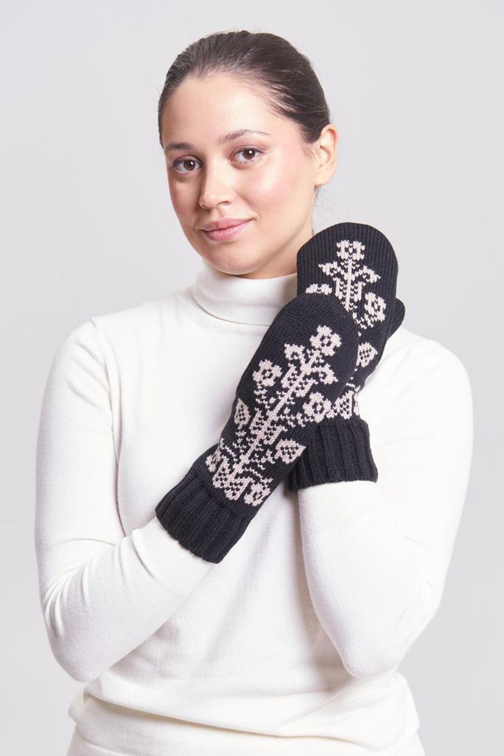 Варежки Idel Древо Жизни черный