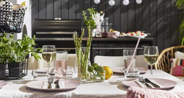 Пять неожиданных способов использовать посуду из IKEA в интерьере кухни — идеи для Калининграда