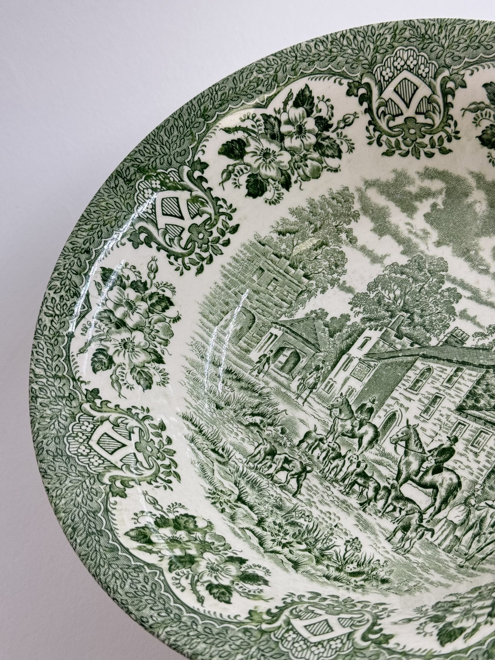Салатник English Ironstone