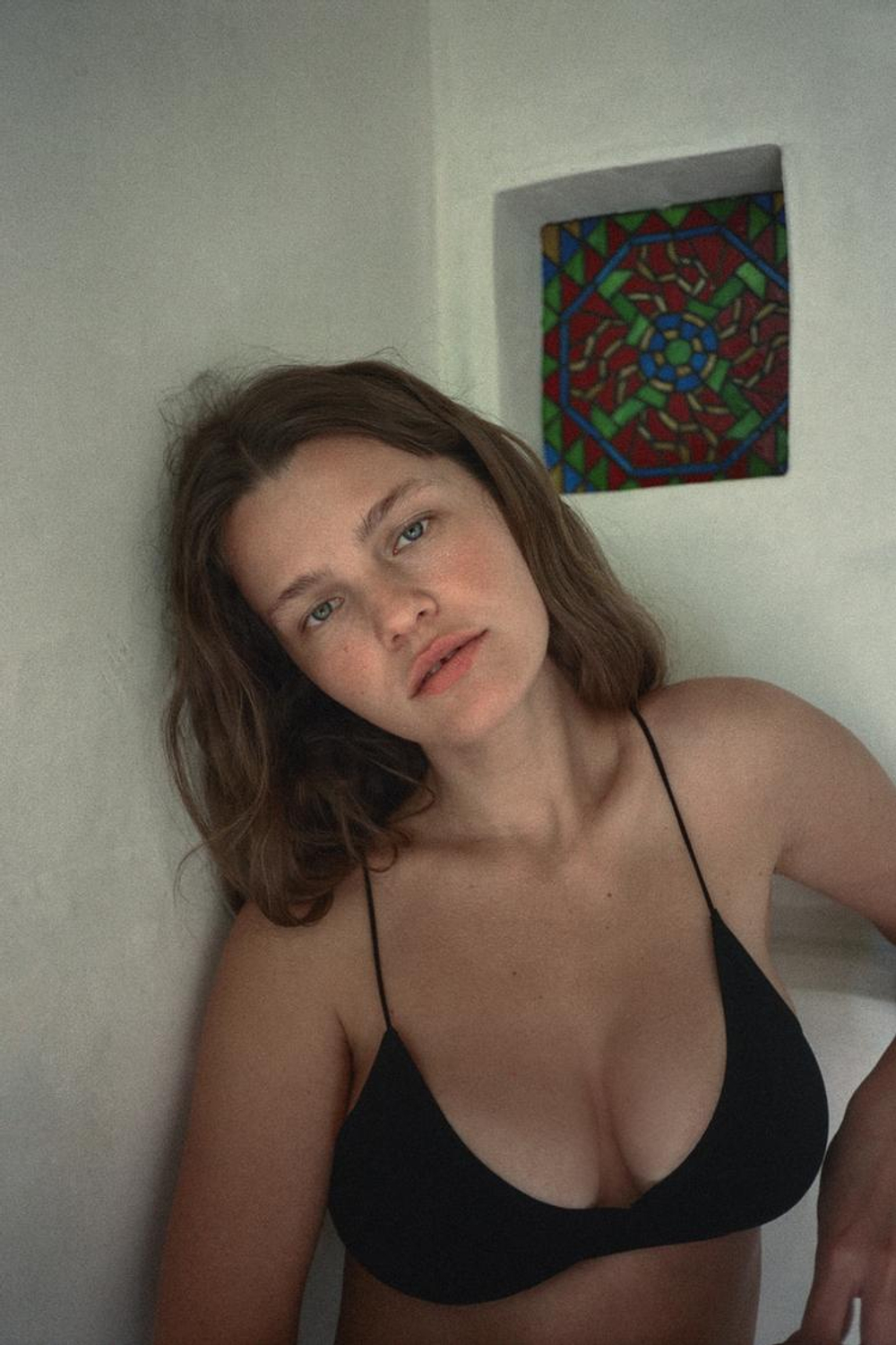 ZARA БЕСШОВНЫЙ БЮСТГАЛЬТЕР НА БРЕТЕЛЯХ, ЧЕРНЫЙ