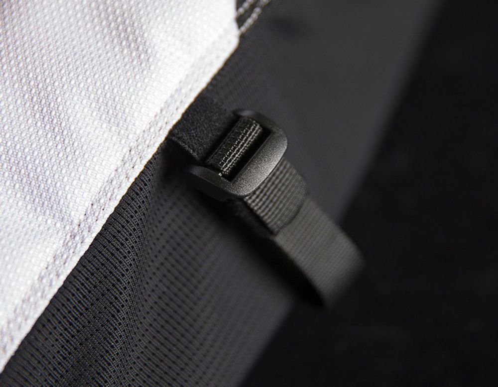 Mesh AF / Черно-белый