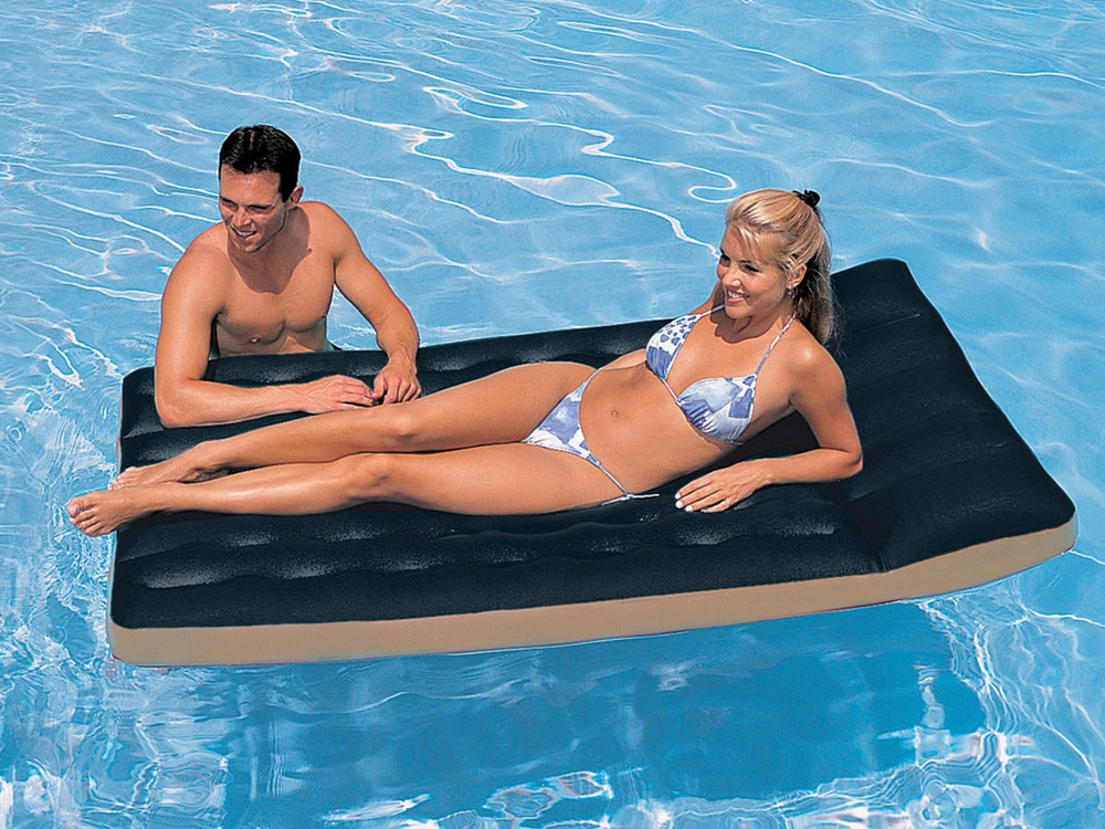 Надувной кемпинговый матрас Intex 99х189х22 см.