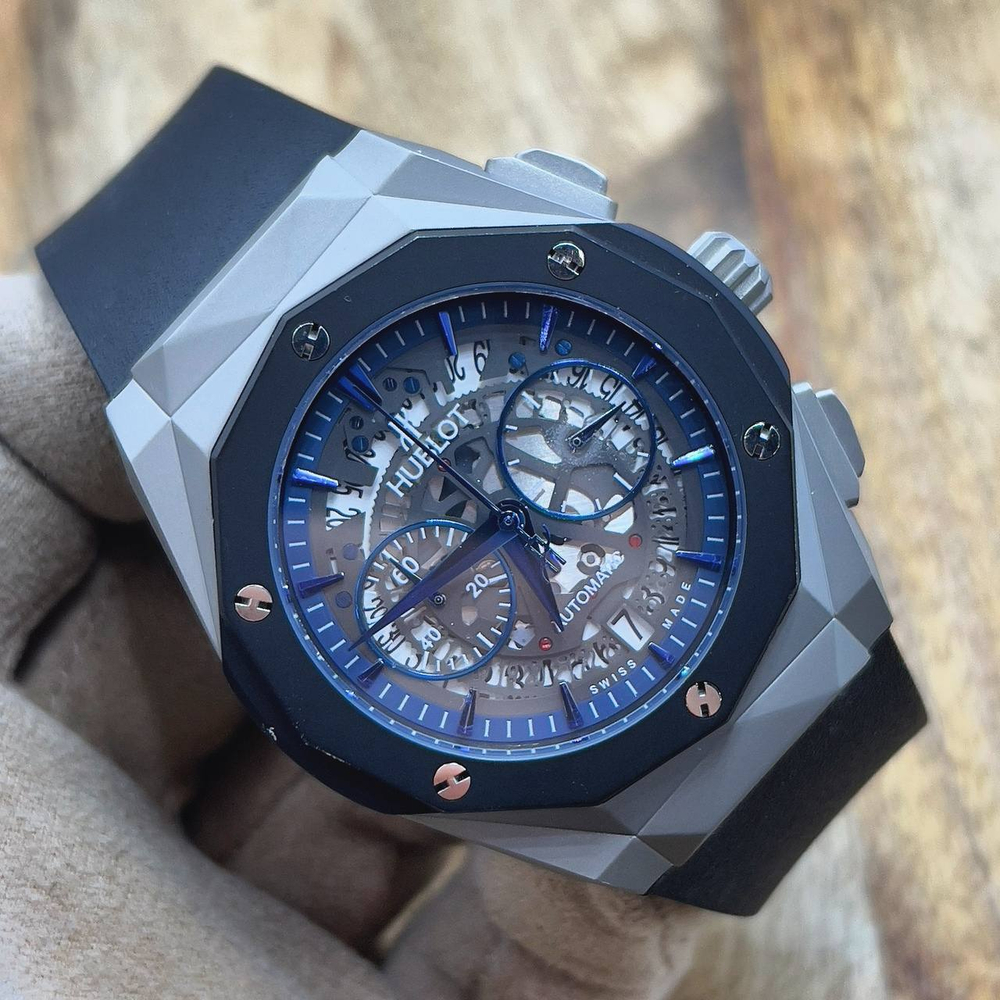 Часы Hublot