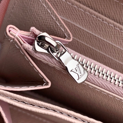 Louis Vuitton Zippy Wallet